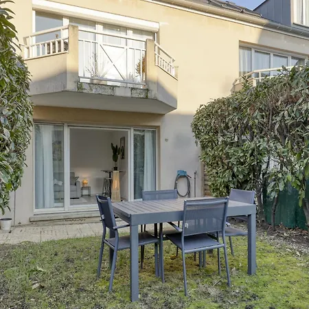 Moderne Avec Jardin Et Garage アパート ナンテール